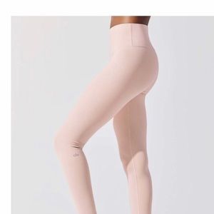NWT ALO High-waist Airbrush Legging light pink